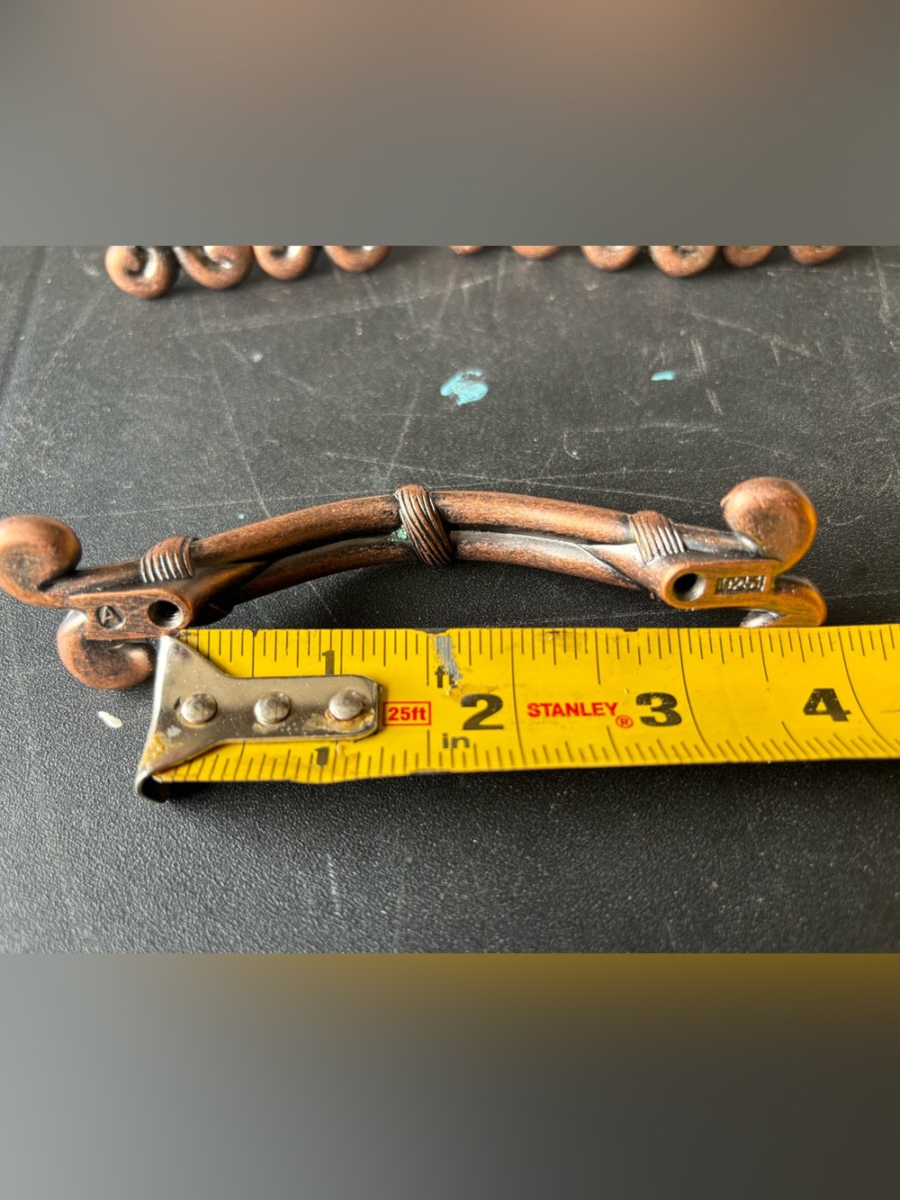 Brushed/antiqued copper drawer pulls & knobs - Picture 4 of 8
